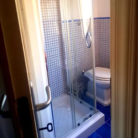 99 Scalini 4* נאפולי