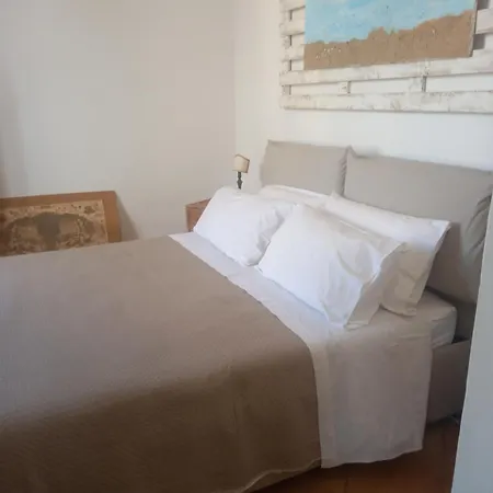 99 Scalini Bed & Breakfast *